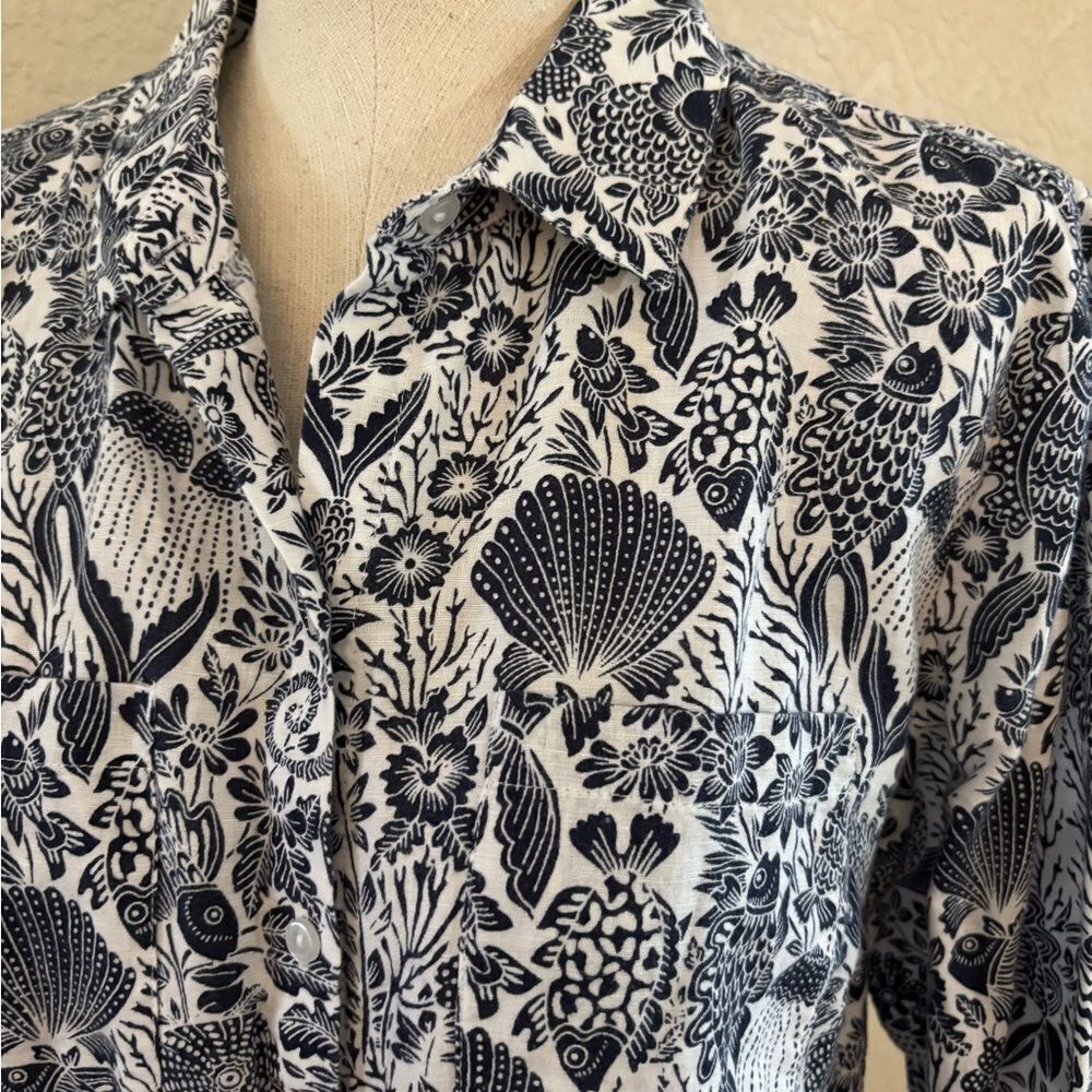 Charter Club Luxury Linen Button-Up Blouse Sz Med Tropical pattern - Picture 4 of 5